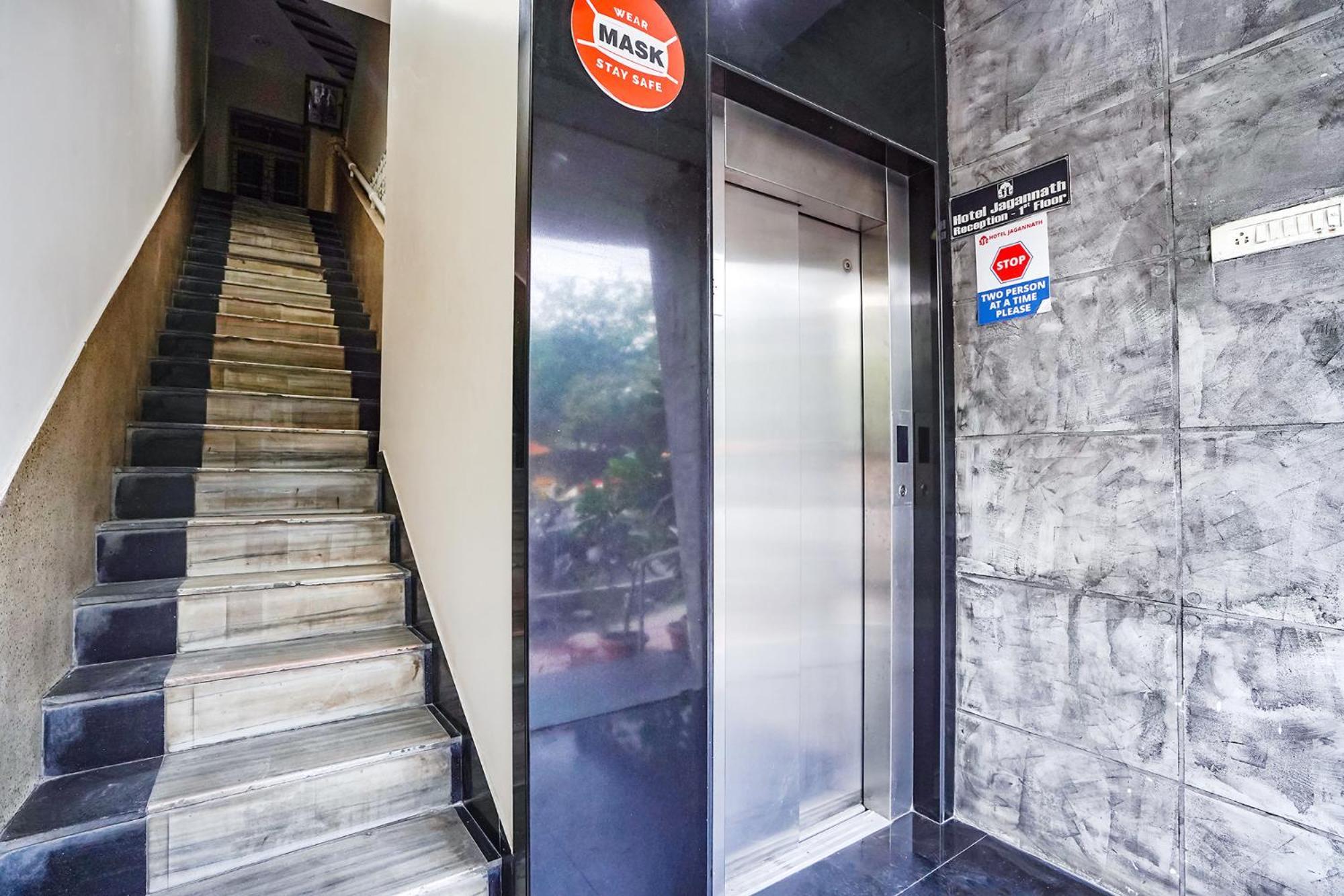 Fabhotel Jagannath - Nr Platinum Hospital, Sitabuldi Nagpur Ngoại thất bức ảnh