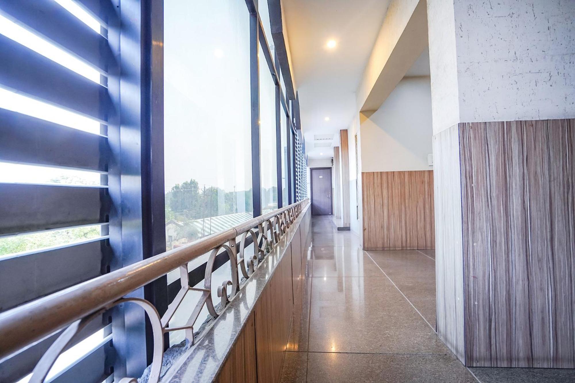 Fabhotel Jagannath - Nr Platinum Hospital, Sitabuldi Nagpur Ngoại thất bức ảnh